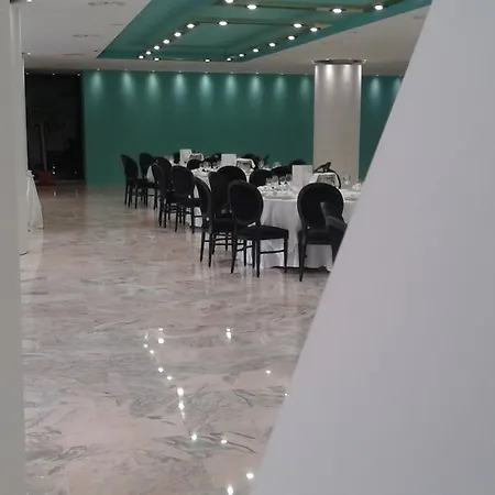 فندق Bei 4*